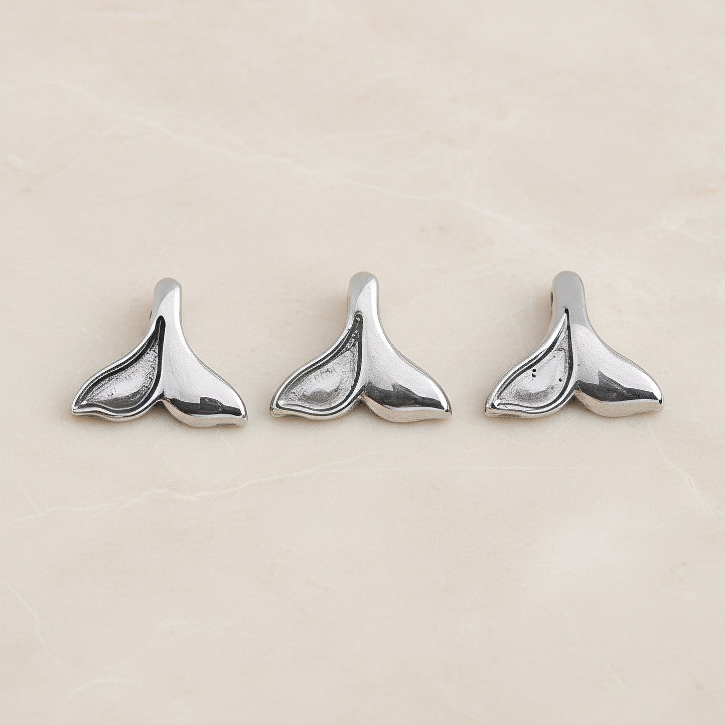 Dolphin Tail Surgical Steel Pendant, 1Pc - detail view 2 (SG.214)