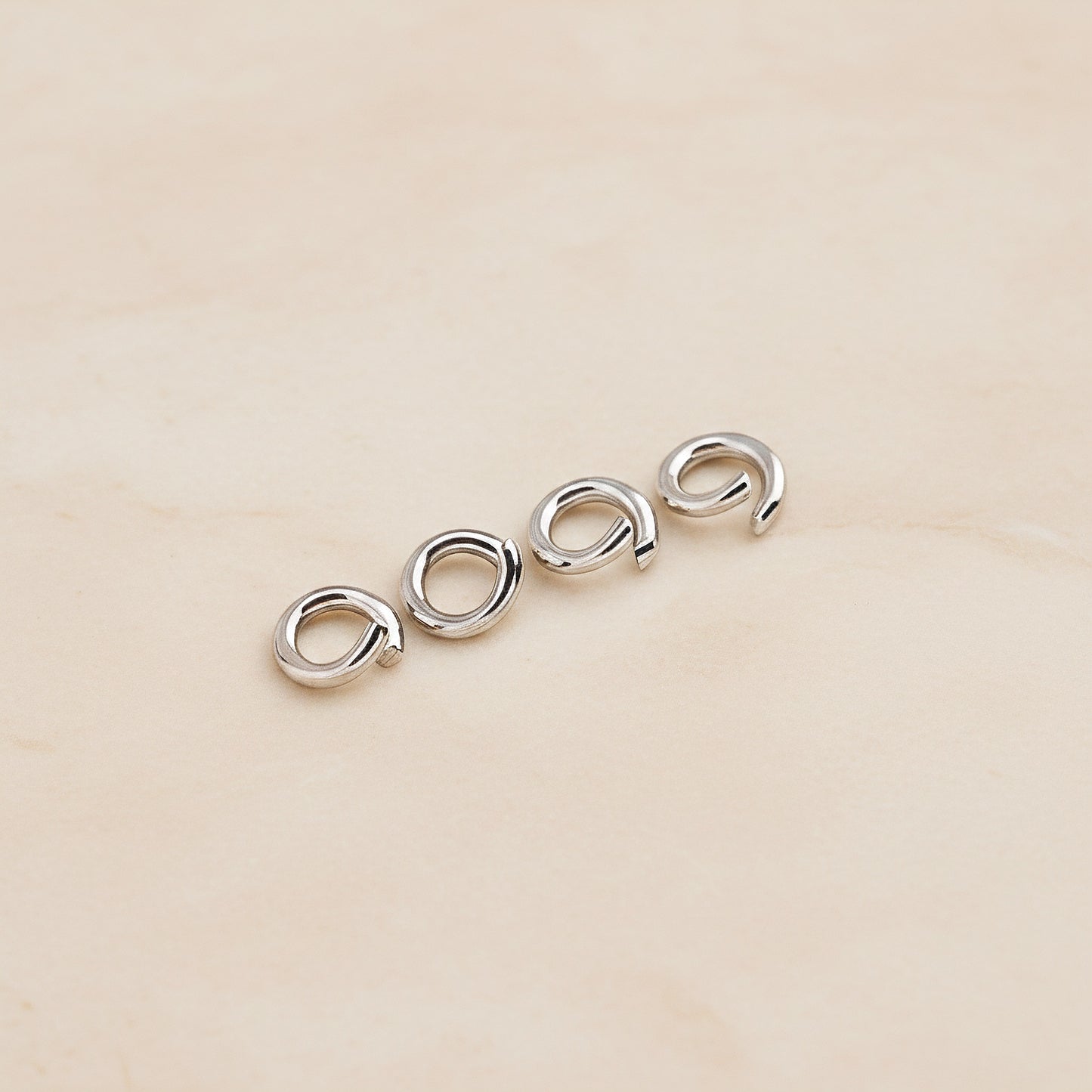 Round Surgical Steel 6mm Jump Ring, about 25pc - detail view 2 (SG.241)