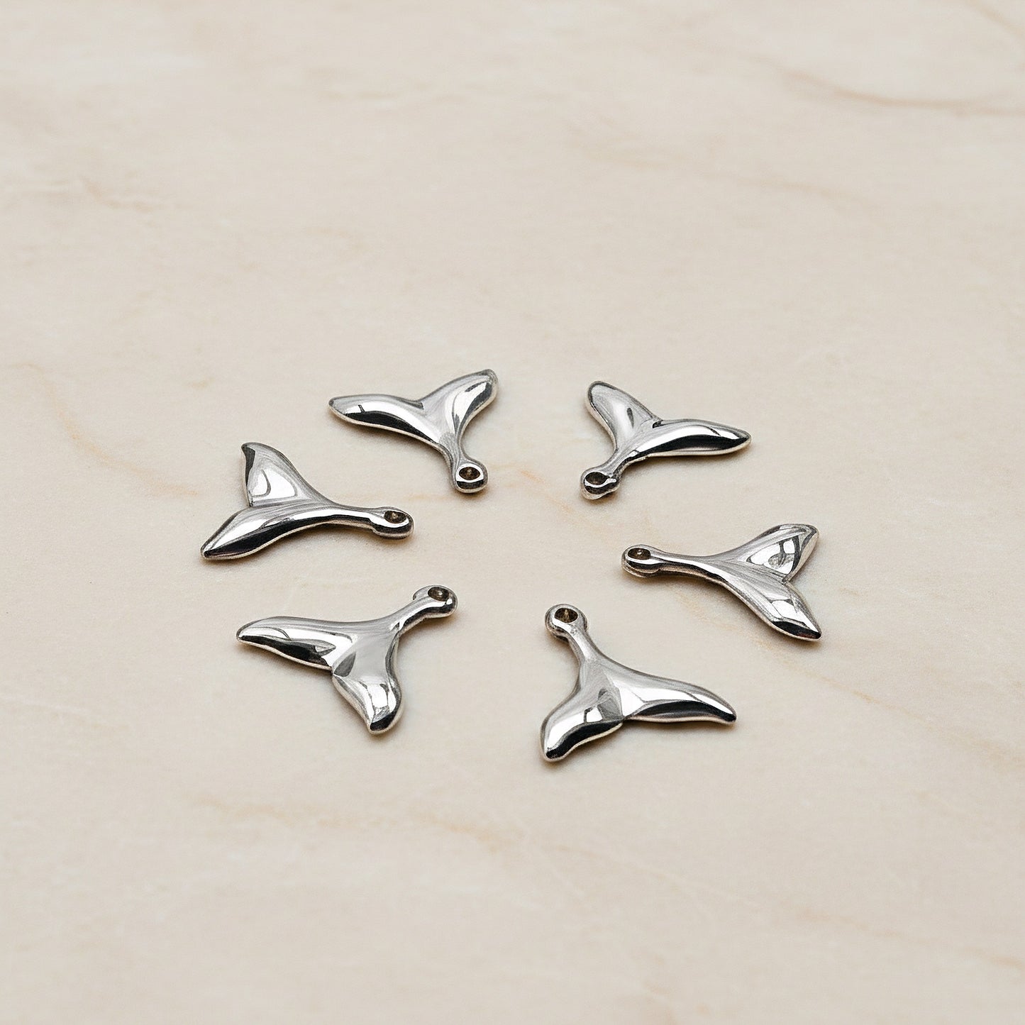 Whale Tail Surgical Steel Pendant, 1 pc - detail view 2 (SG.596)