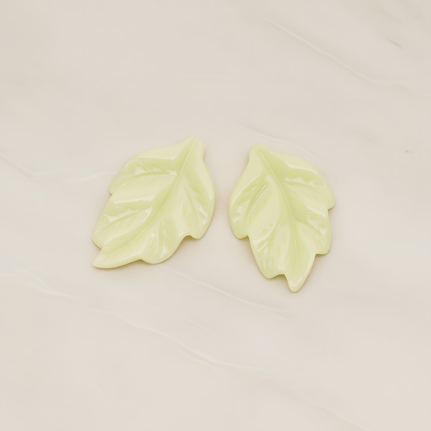 Leaf Flat Back Cabochon, 6 Pc - Yellow green (CB.05)
