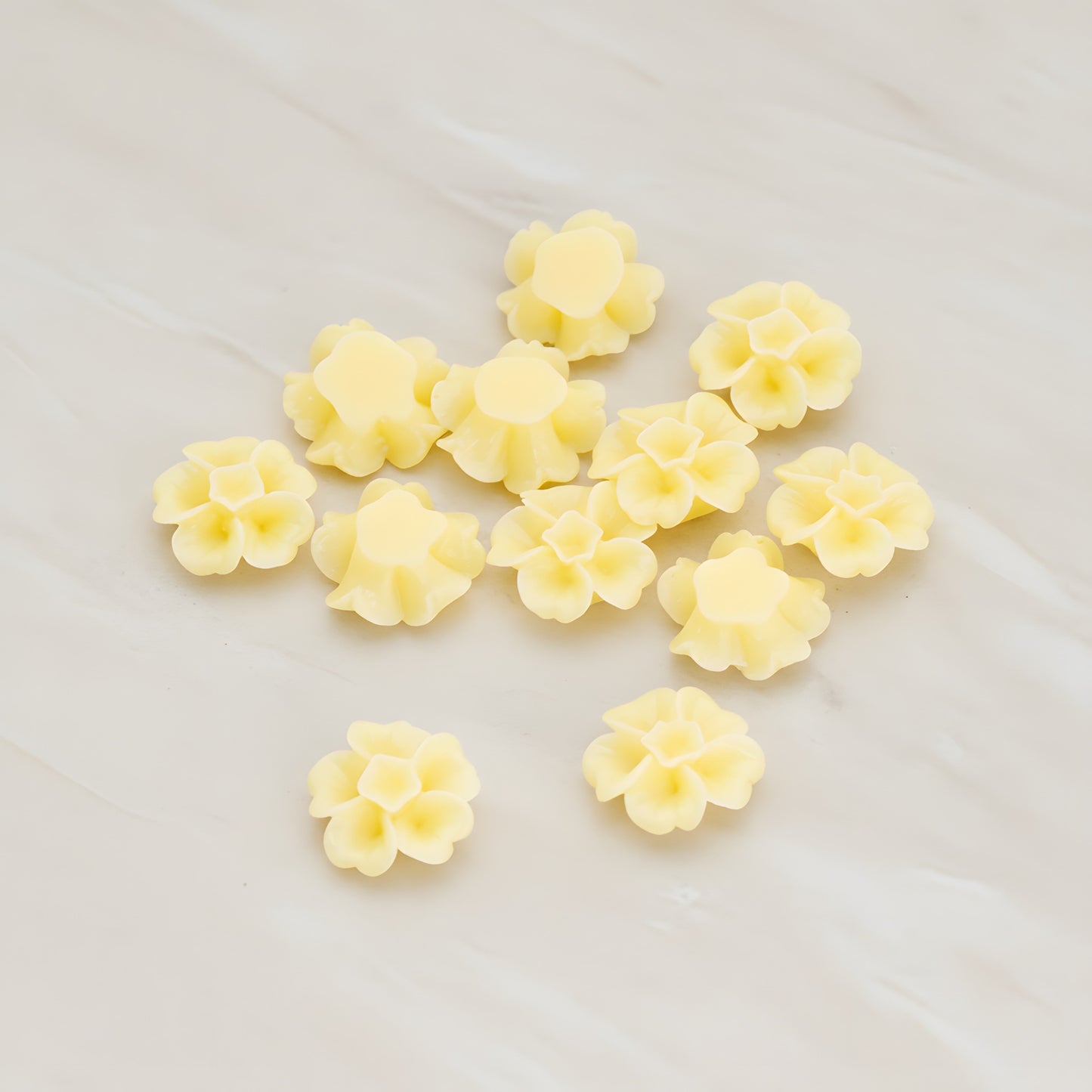 Chrysanthemum Flower Flat Back Cabochon, 6 Pc (CB.138)