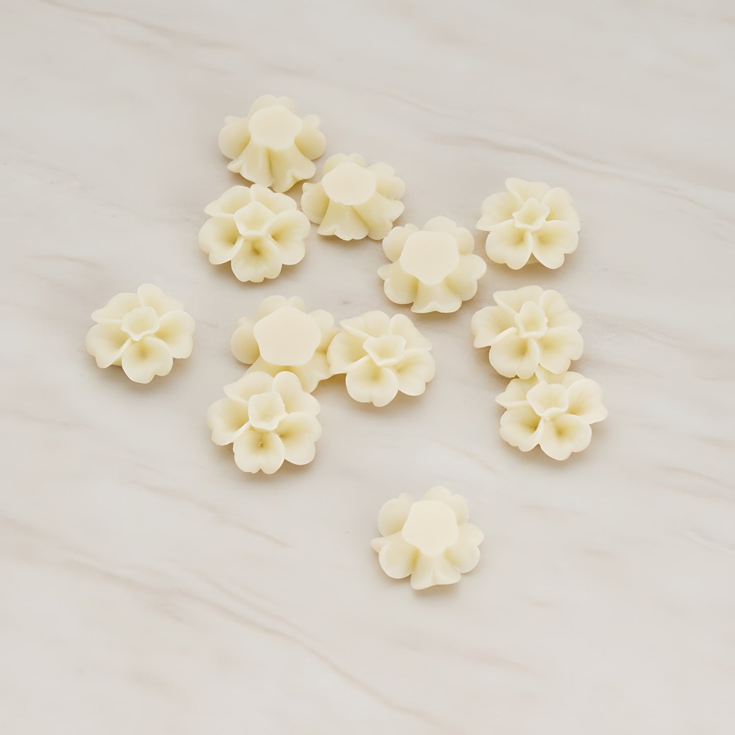 Chrysanthemum Flower Flat Back Cabochon, 6 Pc (CB.138)