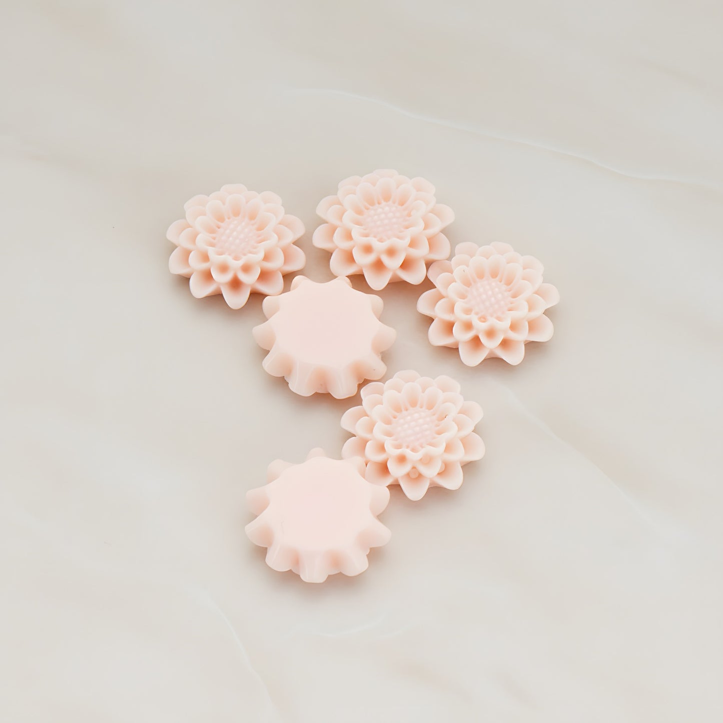 Small Sunflower Flat Back Cabochon, 4 Pc (CB.203-02)