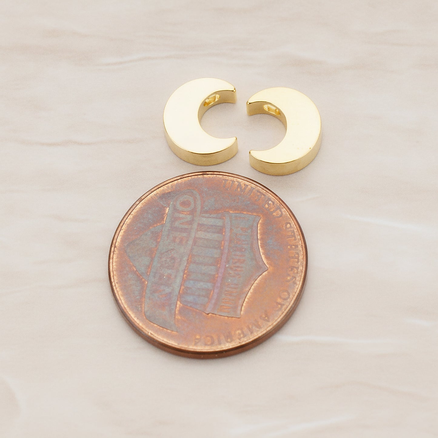 Mini Crescent Moon Metal Bead, 4 Pc (BD.032)