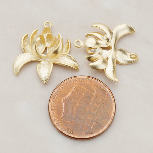 Full Bloom Lotus Flower Connector, 2 Pc (CN.106)