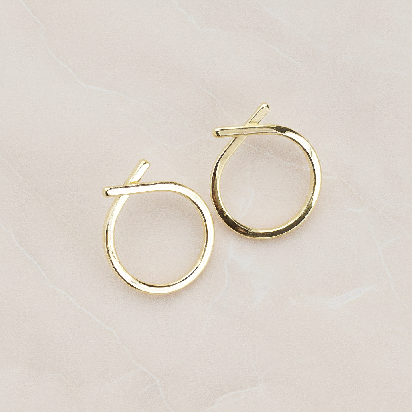 Simple Round Ribbon Link Ear Post, 2 Pc (ER.374)