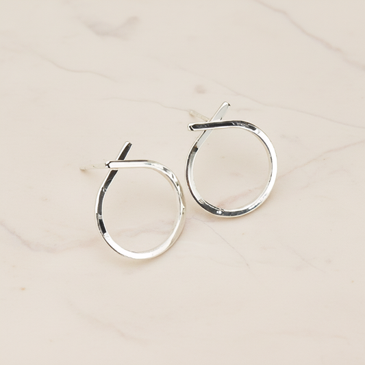 Simple Round Ribbon Link Ear Post, 2 Pc (ER.374)