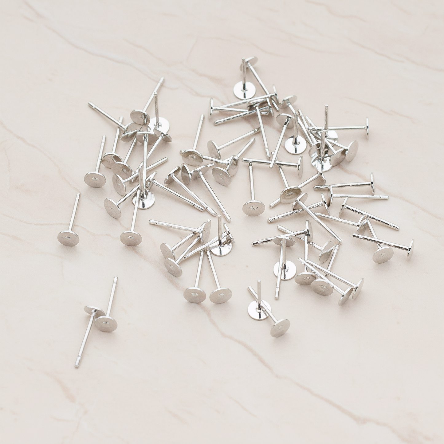 Round Pad with Rhodium Plated Ear Post, 8 Pc (ER.874)