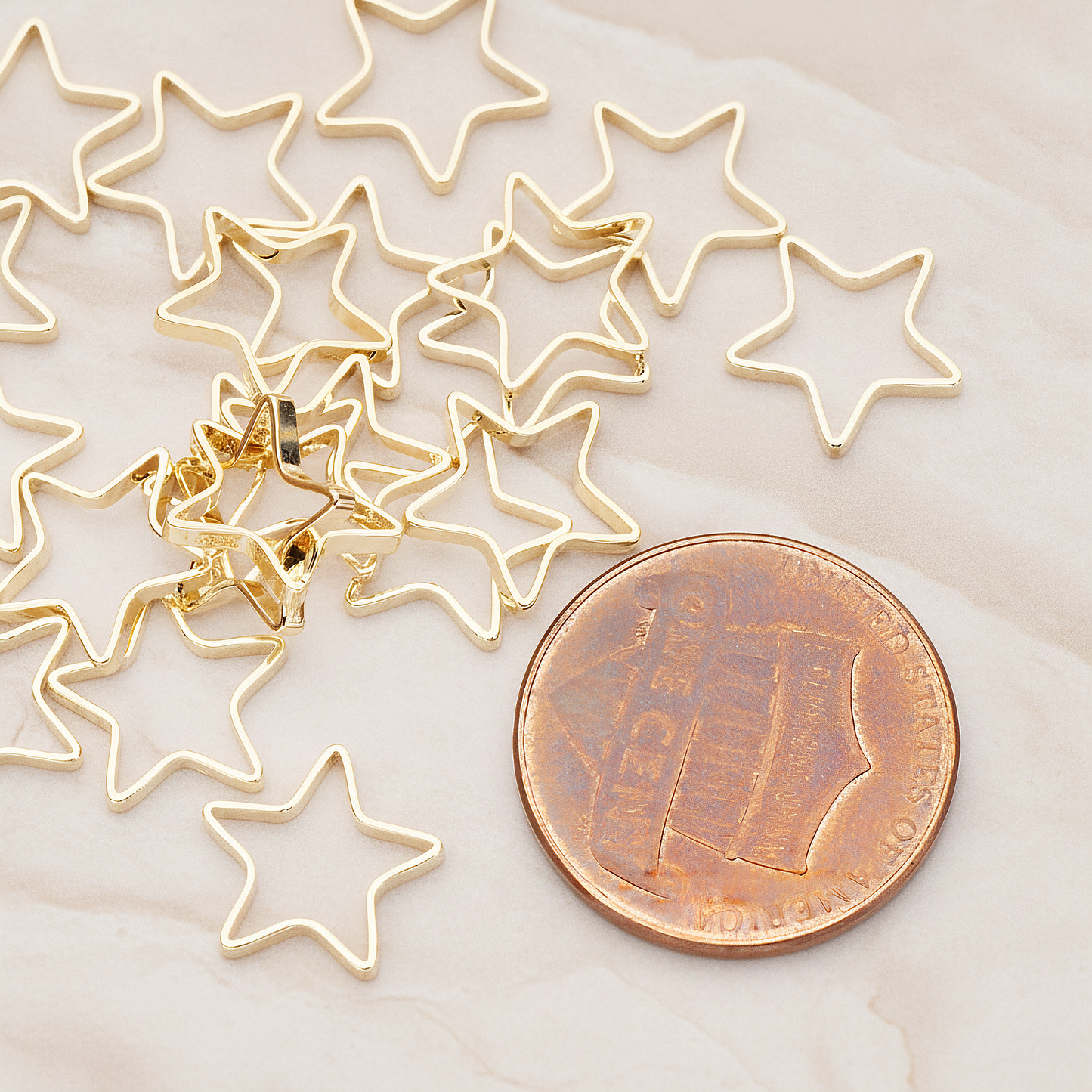 10mm Star Link Pendant, 6 Pc on warm marble background (PD.1008-01)