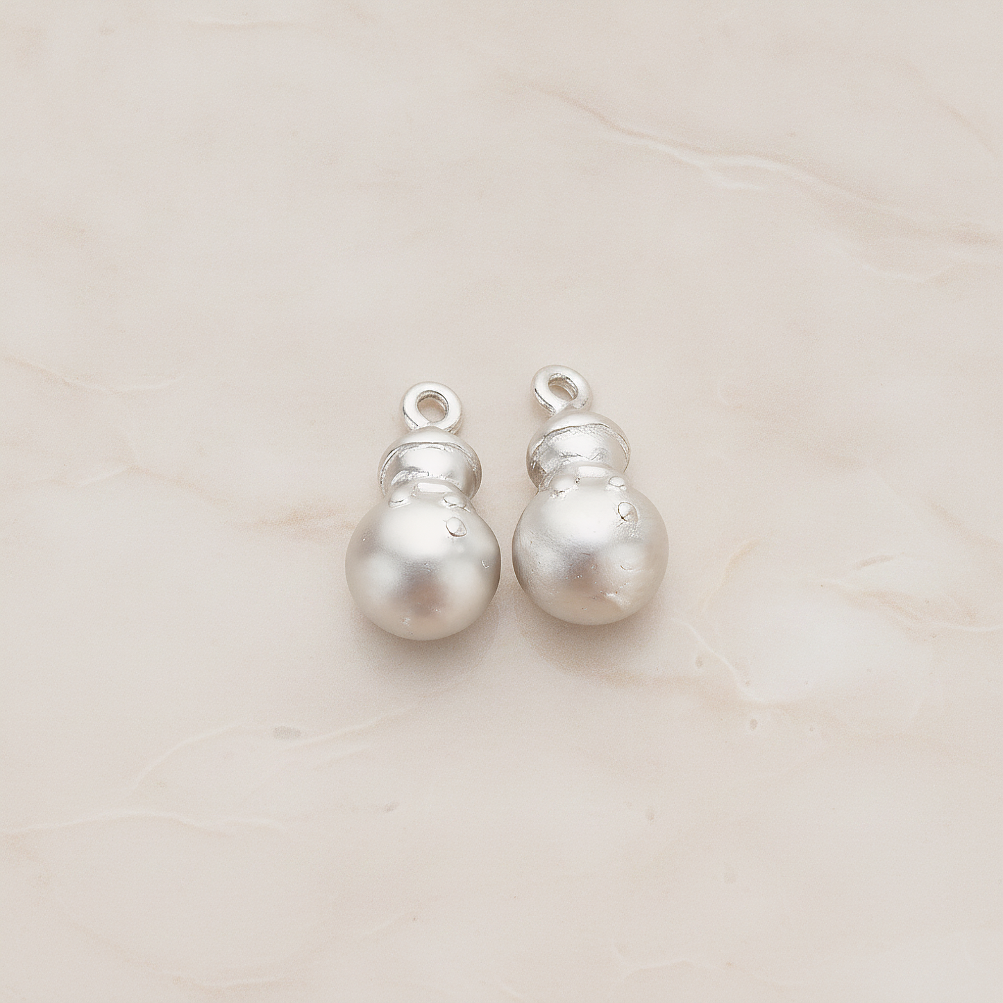 X-MAS Tree Ornament Ball Pendant, 2 Pc on warm marble background (PD.1180)