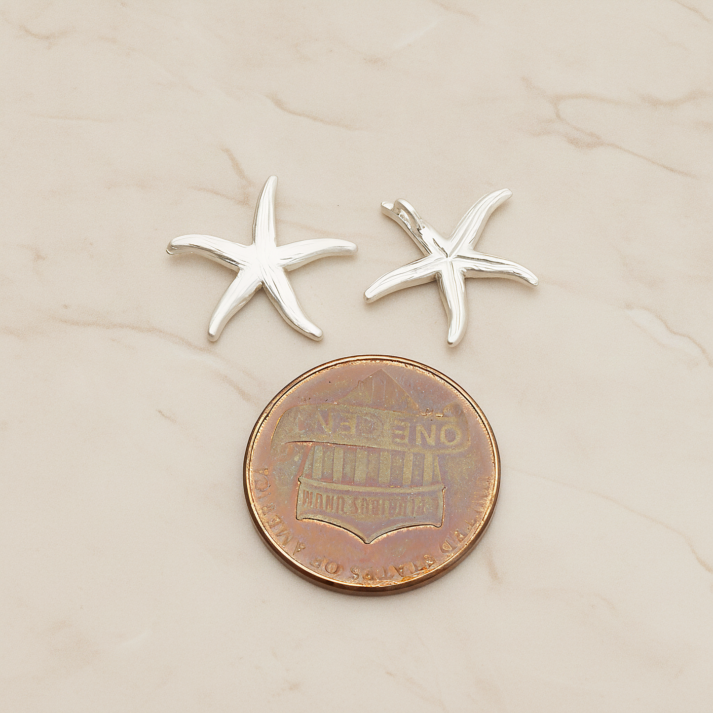 Starfish Ver.2 Pendant, 2 Pc on warm marble background (PD.1234-02)