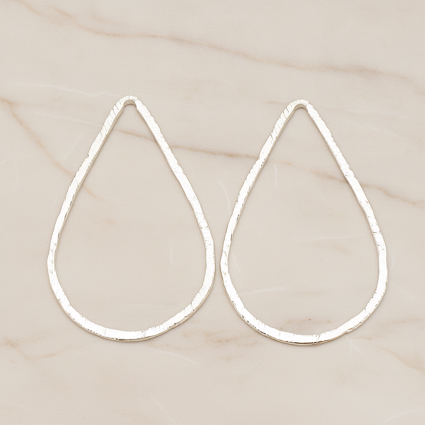 Slash Textured Teardrop X-Large Link Pendant, 2 Pc on warm marble background (PD.1624-04)
