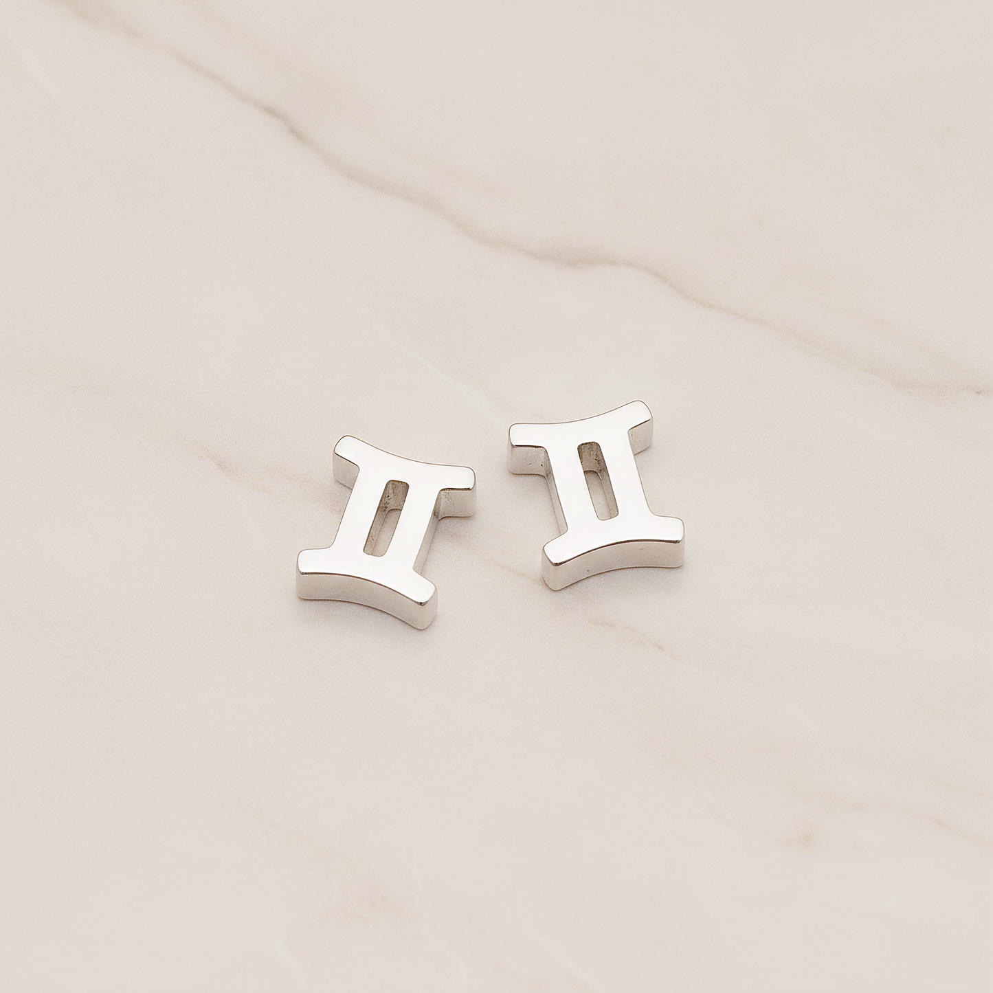 Zodiac Sign Pisces Bead Pendant, 2 Pc on warm marble background (PD.1895)