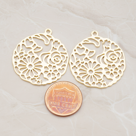 Daisy and Dove Round Pendant, 2 Pc on warm marble background (PD.340)