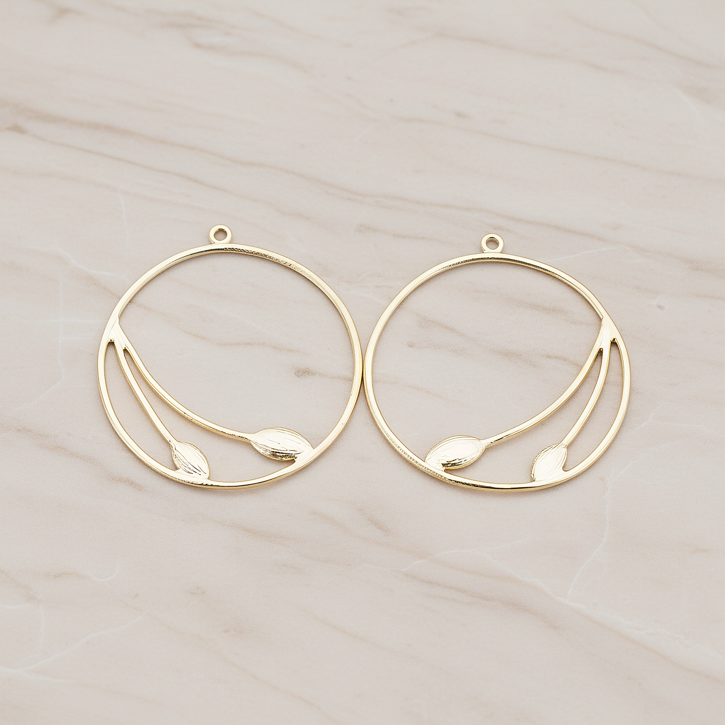 Lily Round Pendant, 2 Pc on warm marble background (PD.398)