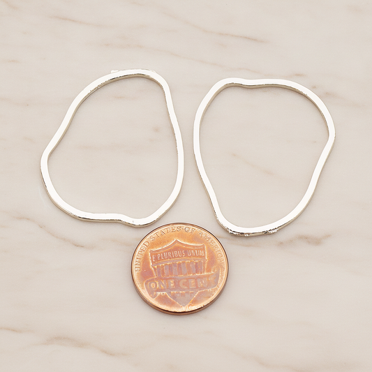 Uneven Circle Link Pendant, 2 Pc on warm marble background (PD.421)