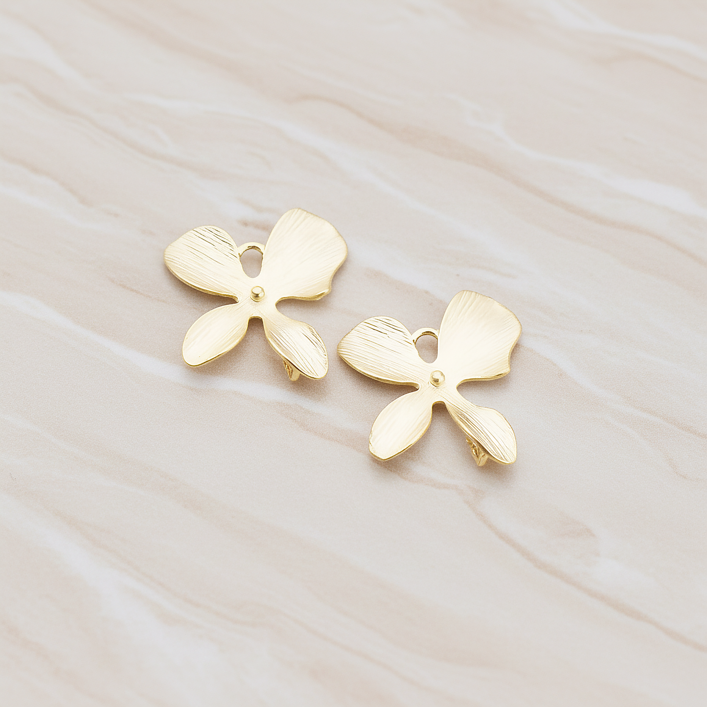 Four Petal Flower Pendant, 2 Pc on warm marble background (PD.507-03)