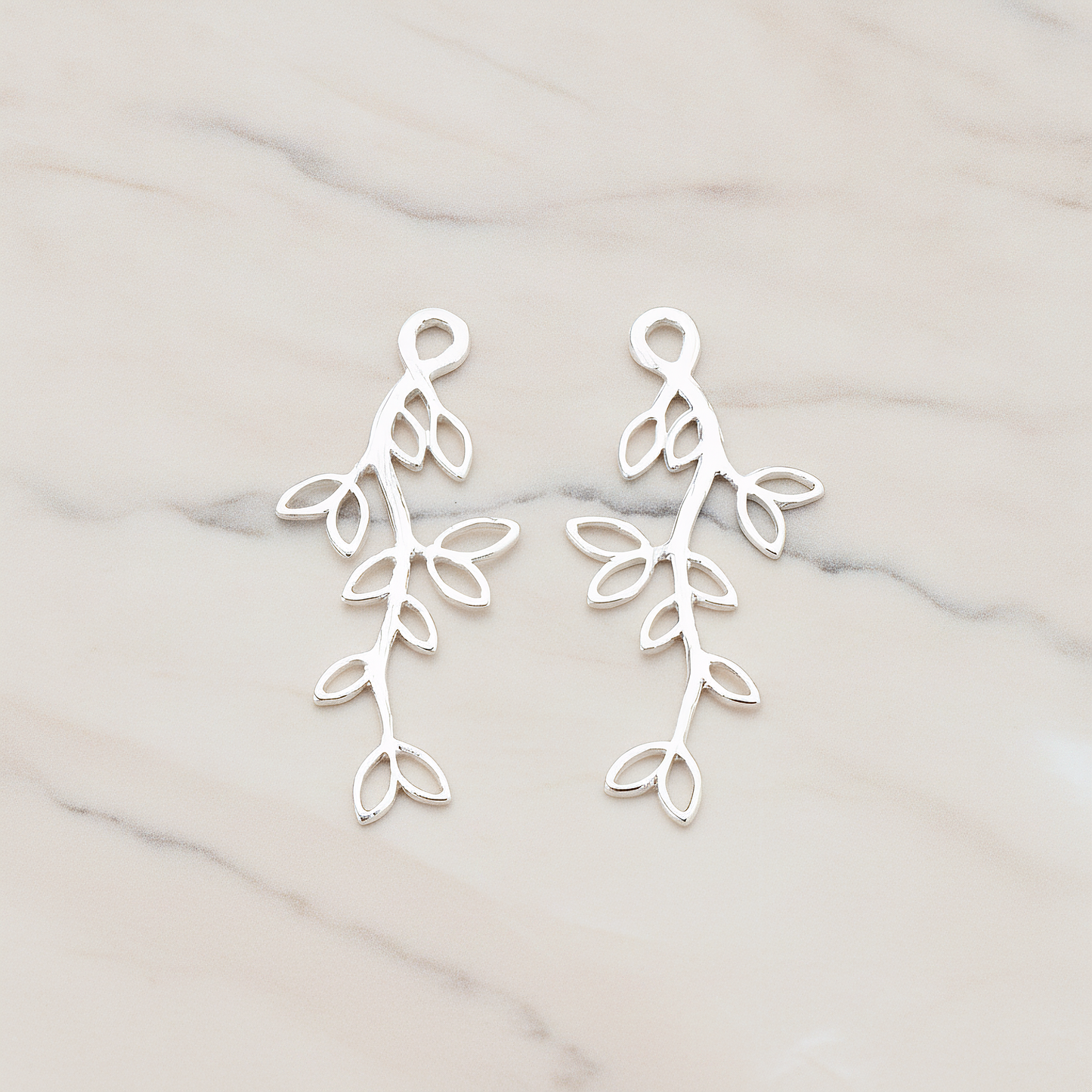 Small Leaf Branch Pendant, 2 Pc on warm marble background (PD.665-01)