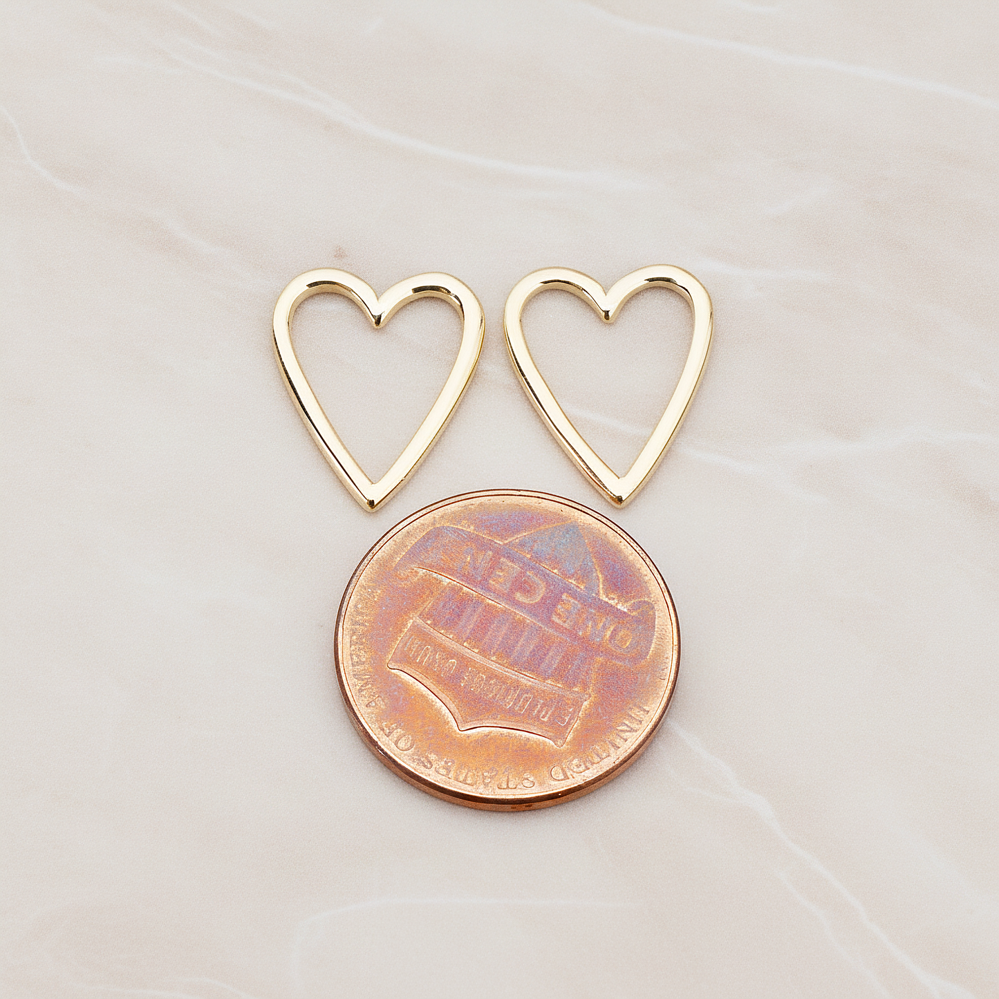 Heart Link Pendant, 2 Pc on warm marble background (PD.879)