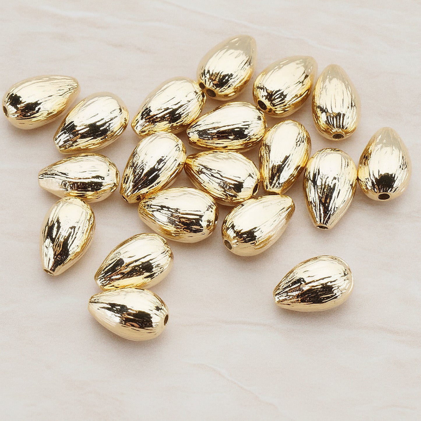 Teardrop Metal Bead, 4 Pc (BD.908)