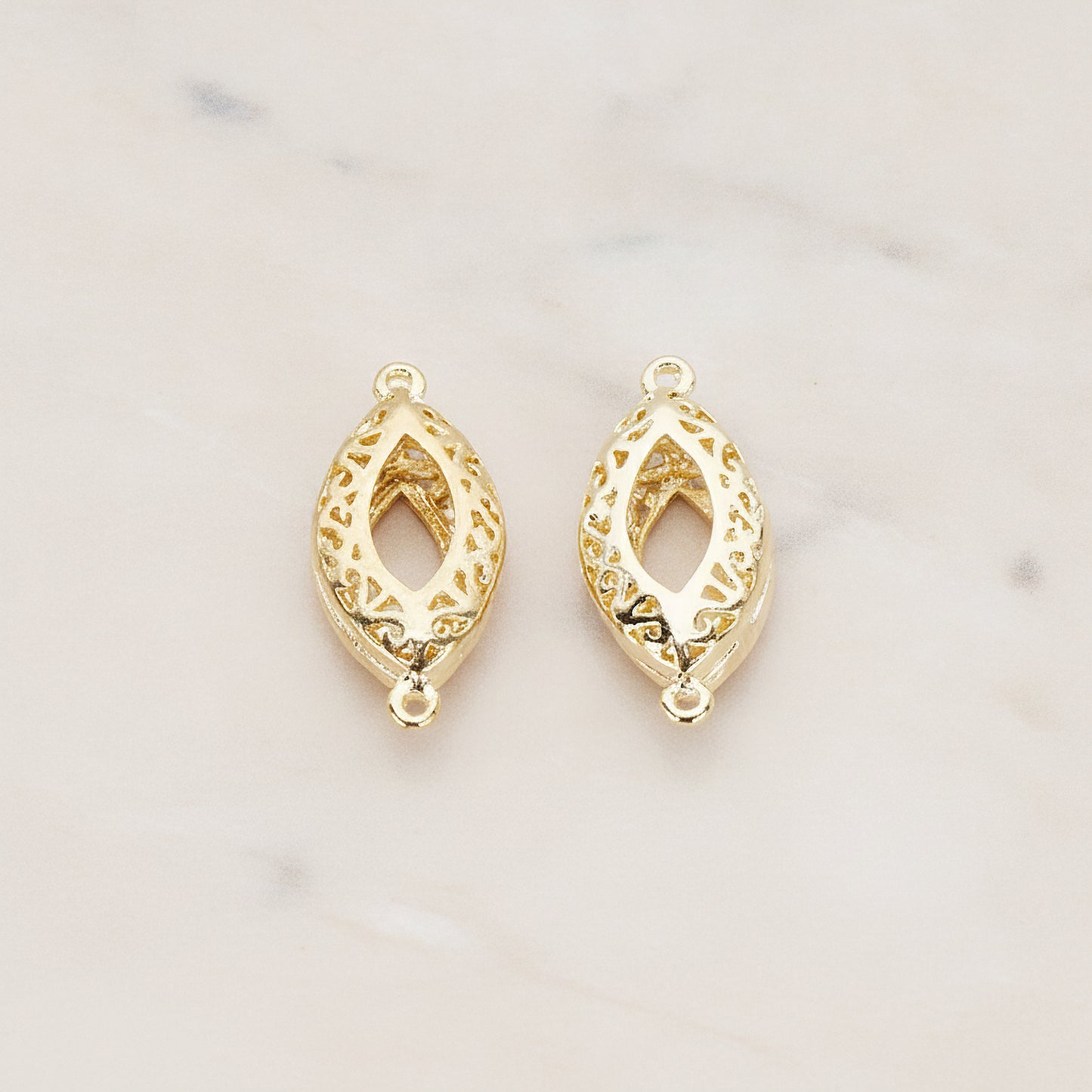 Gothic Celtic Oval Eye Connector, 2 Pc - Glossy Gold (CN.034)