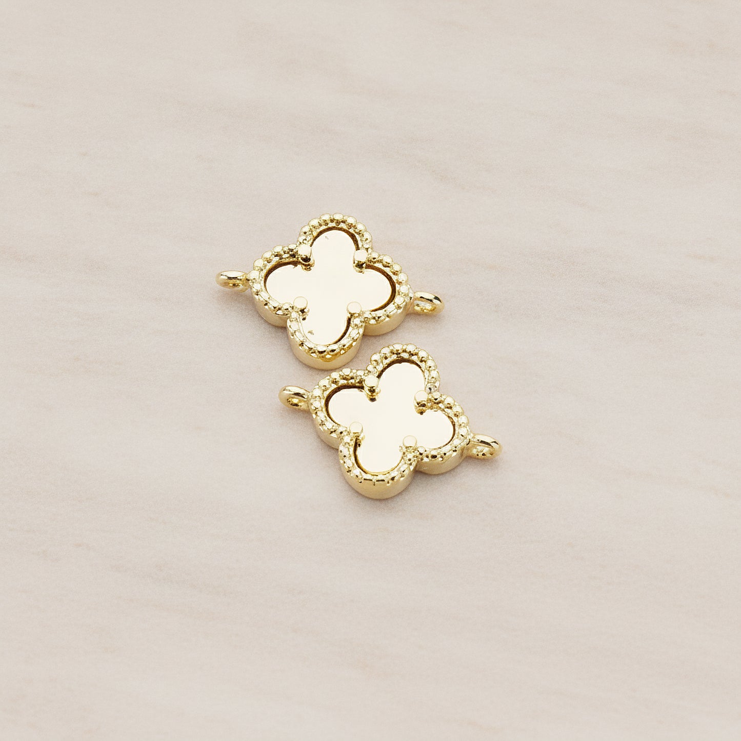 Four Leaf Clover Connector, 2 Pc - Glossy Gold (CN.117)