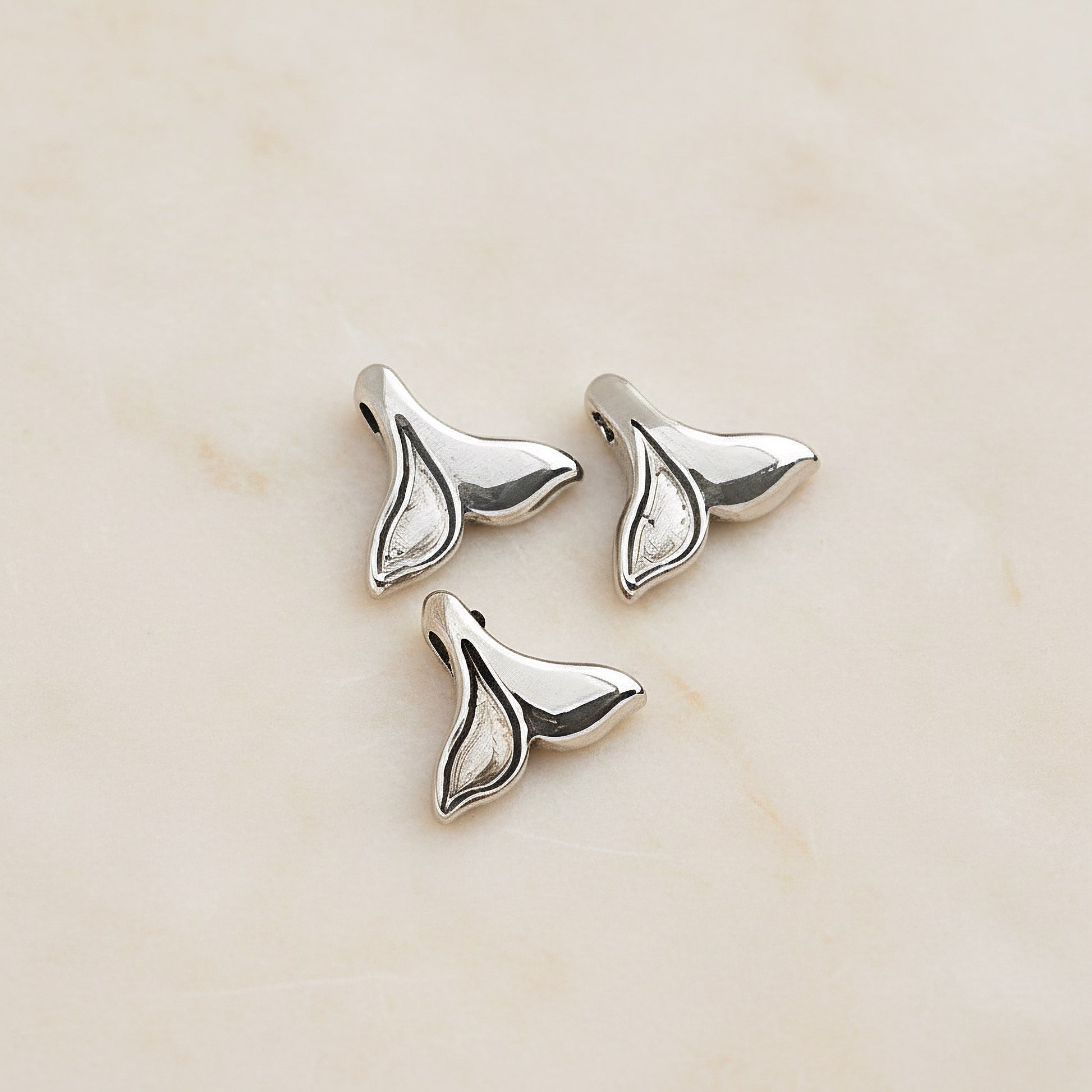 Dolphin Tail Surgical Steel Pendant, 1Pc - detail view 1 (SG.214)