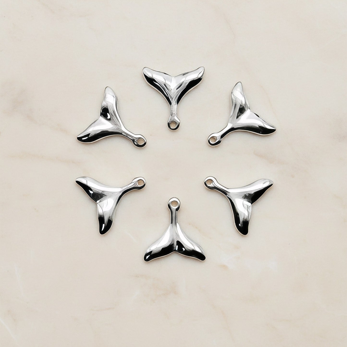 Whale Tail Surgical Steel Pendant, 1 pc - detail view 1 (SG.596)