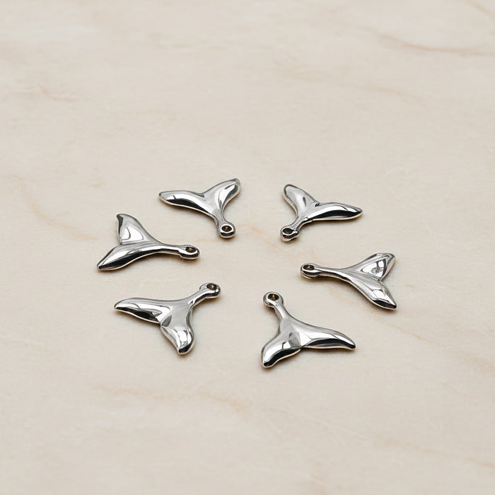 Whale Tail Surgical Steel Pendant, 1 pc - detail view 2 (SG.596)