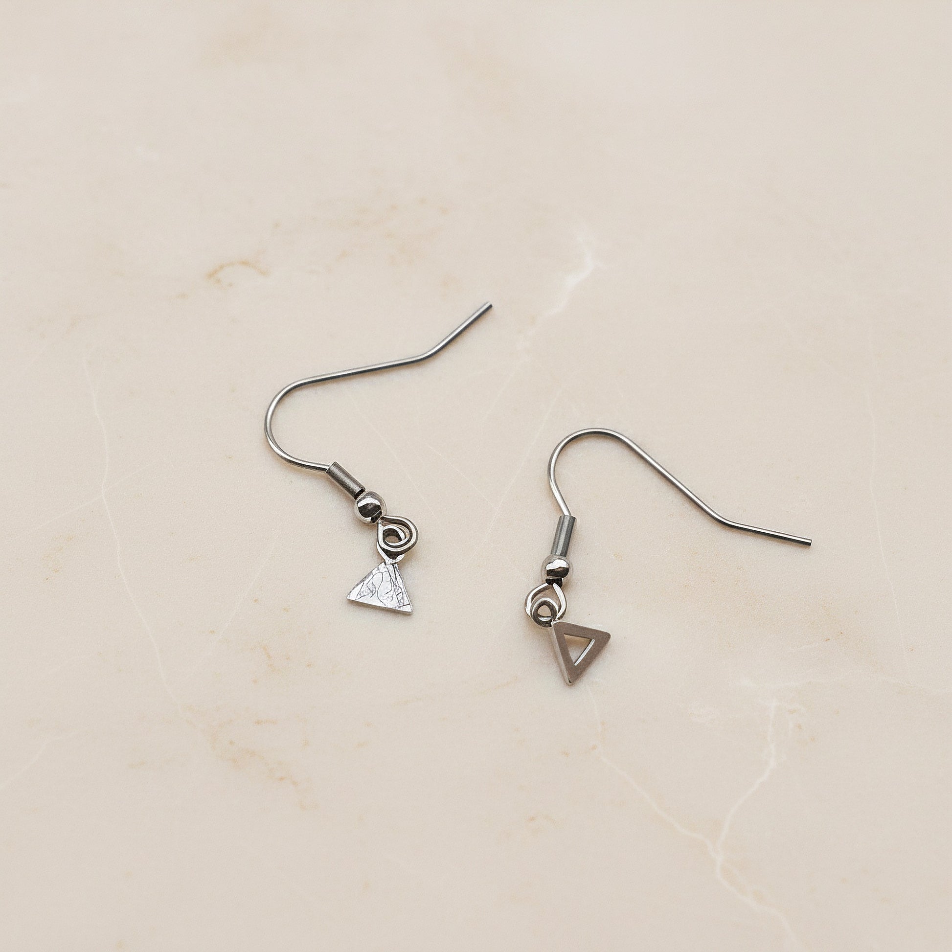 Ball Fish Hook Surgical Steel Earring Wires, 4 pc - detail view 3 (SG.605)