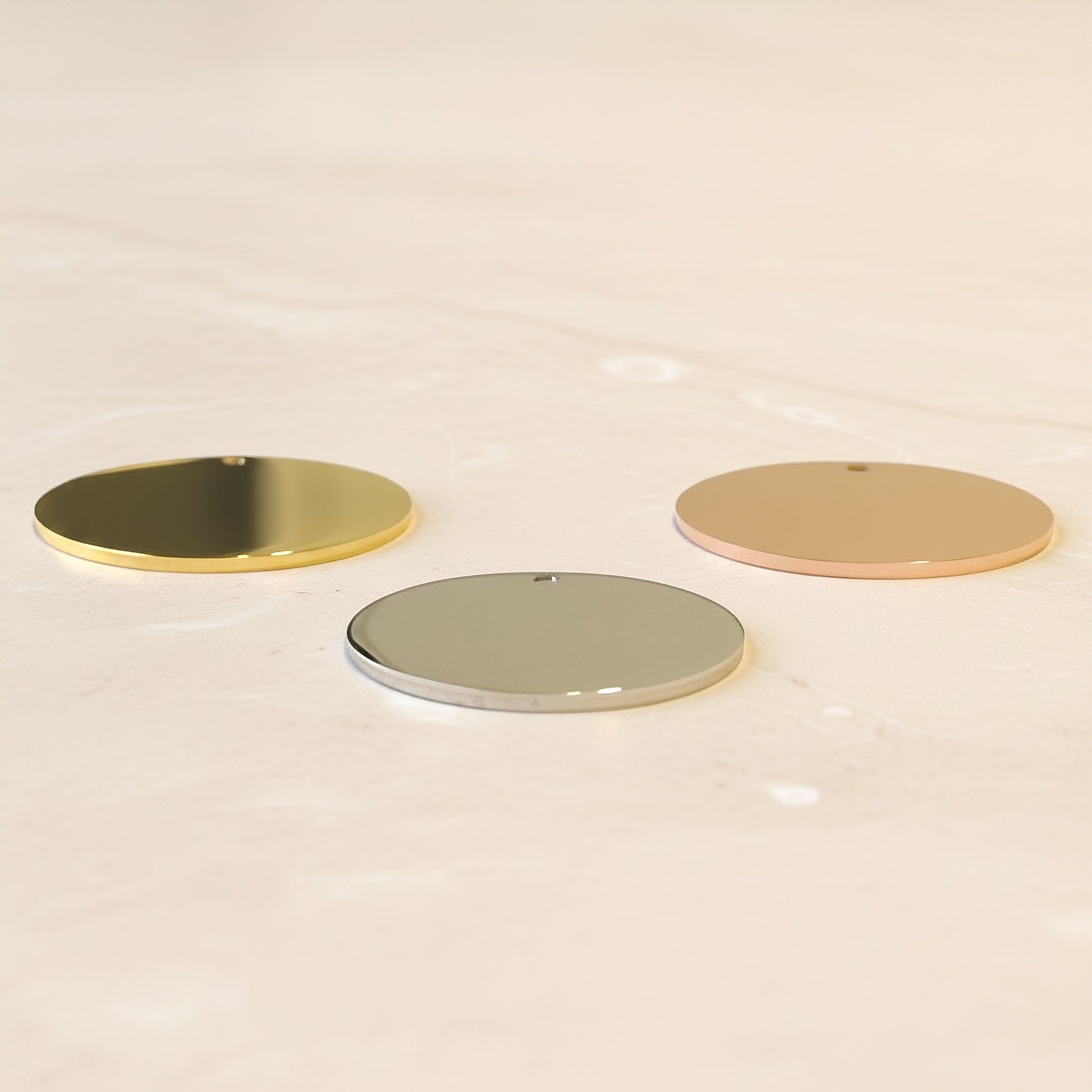Round Surgical Steel 30mm Pendant, 1 pc - detail view 3 (SG.511)