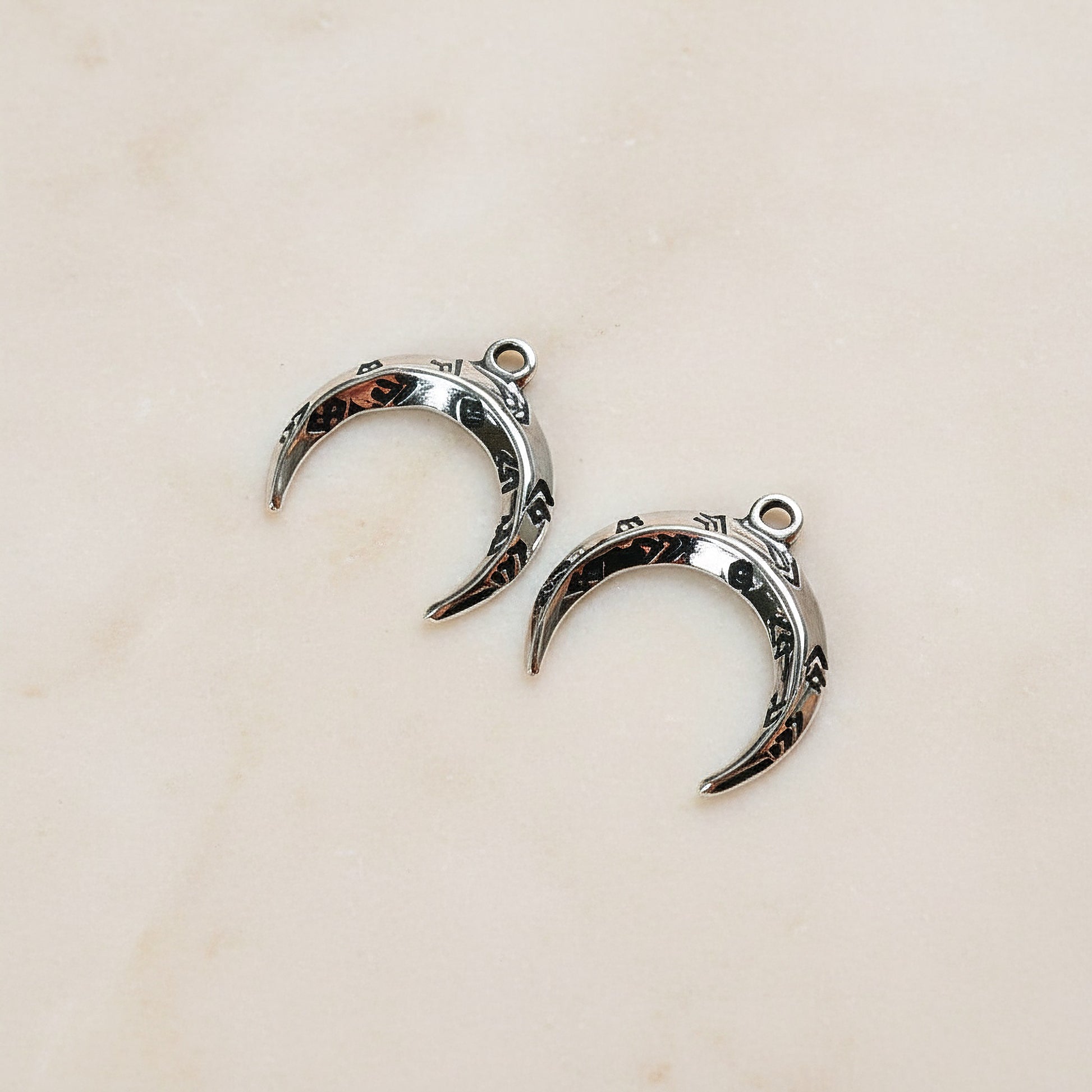 Moon Ox Horn Surgical Steel Pendant, 2 Pc (SG.041)