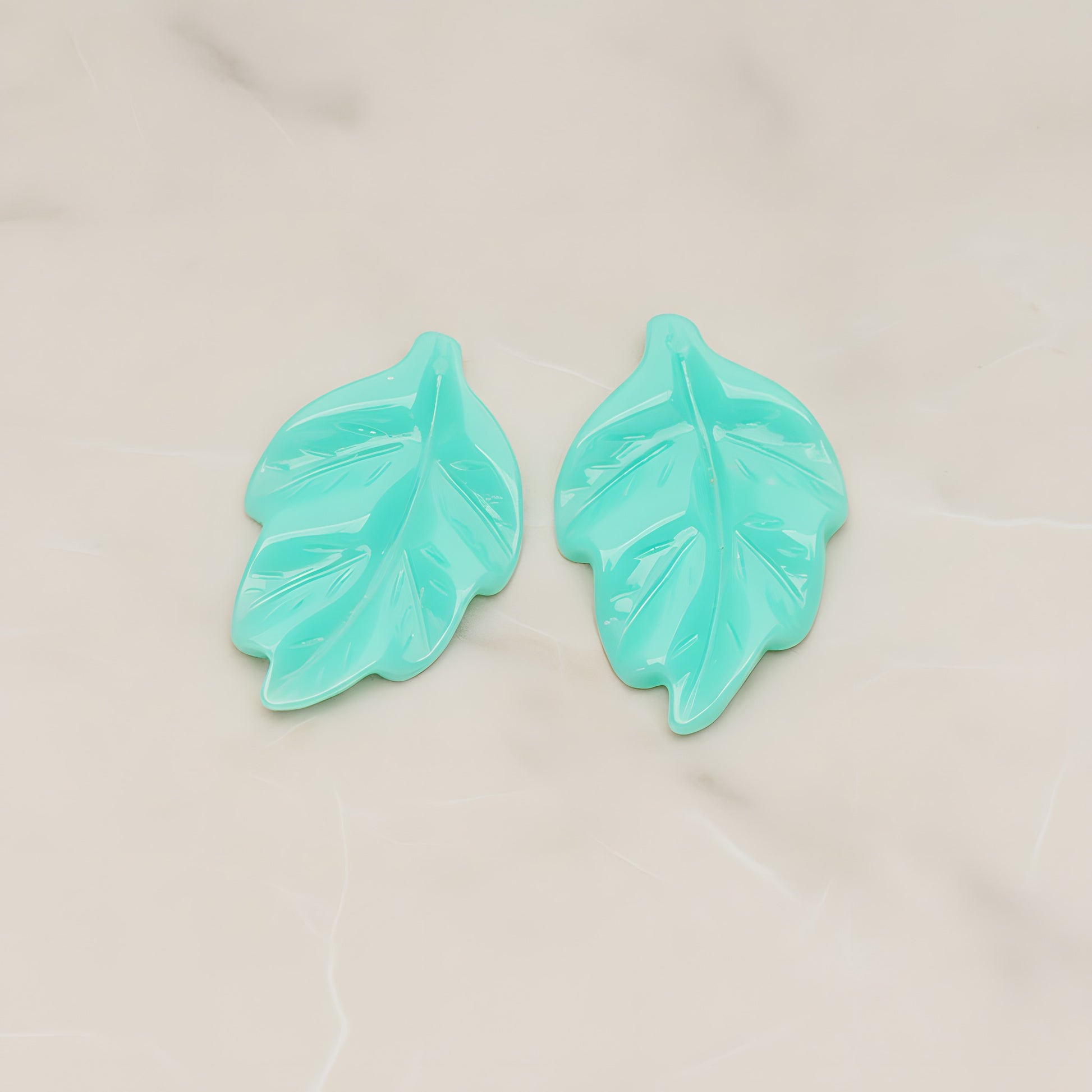 Leaf Flat Back Cabochon, 6 Pc - Emerald green (CB.05)