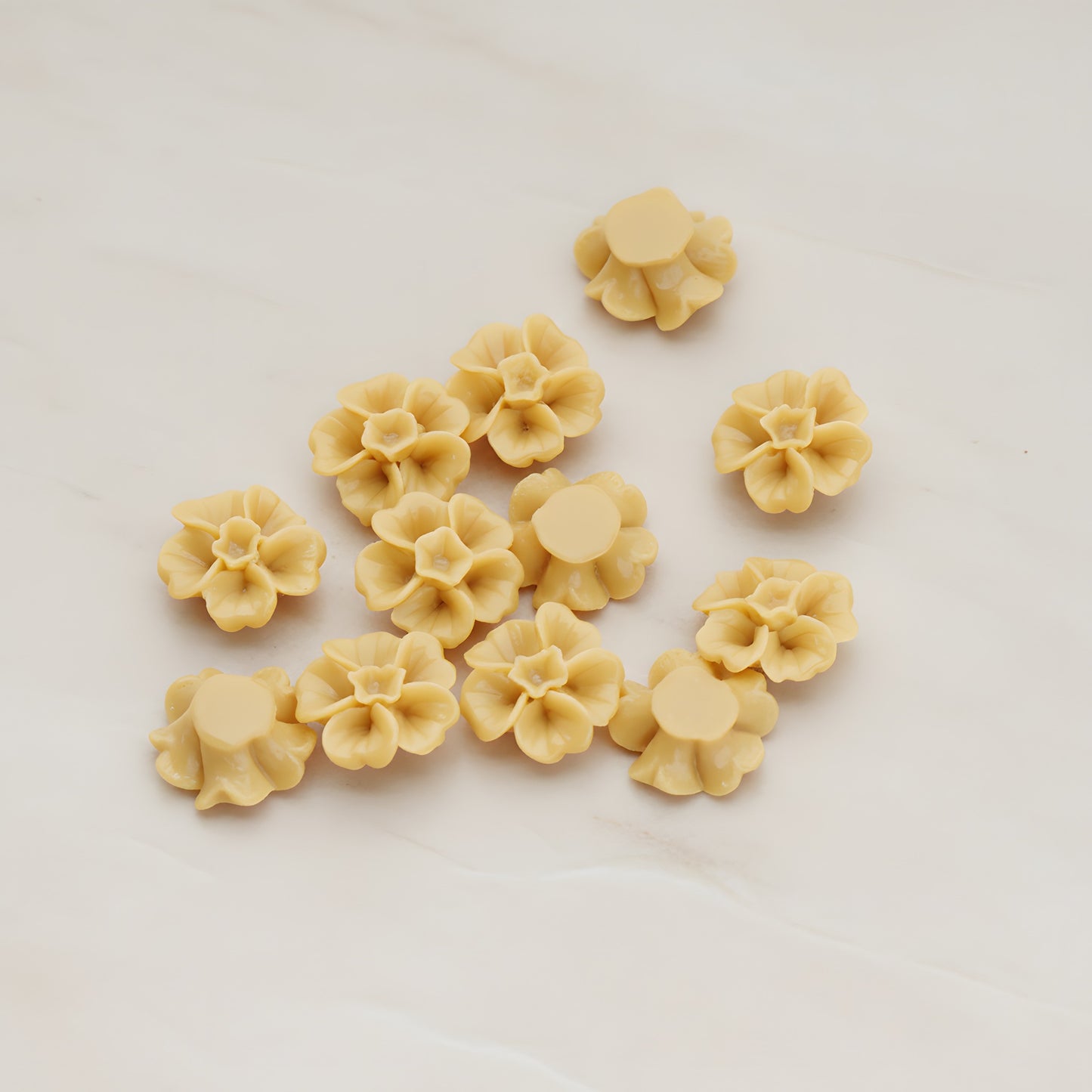 Chrysanthemum Flower Flat Back Cabochon, 6 Pc (CB.138)