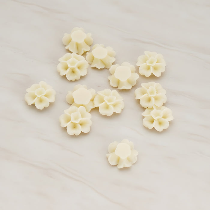 Chrysanthemum Flower Flat Back Cabochon, 6 Pc (CB.138)