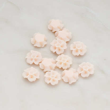 Chrysanthemum Flower Flat Back Cabochon, 6 Pc (CB.138)