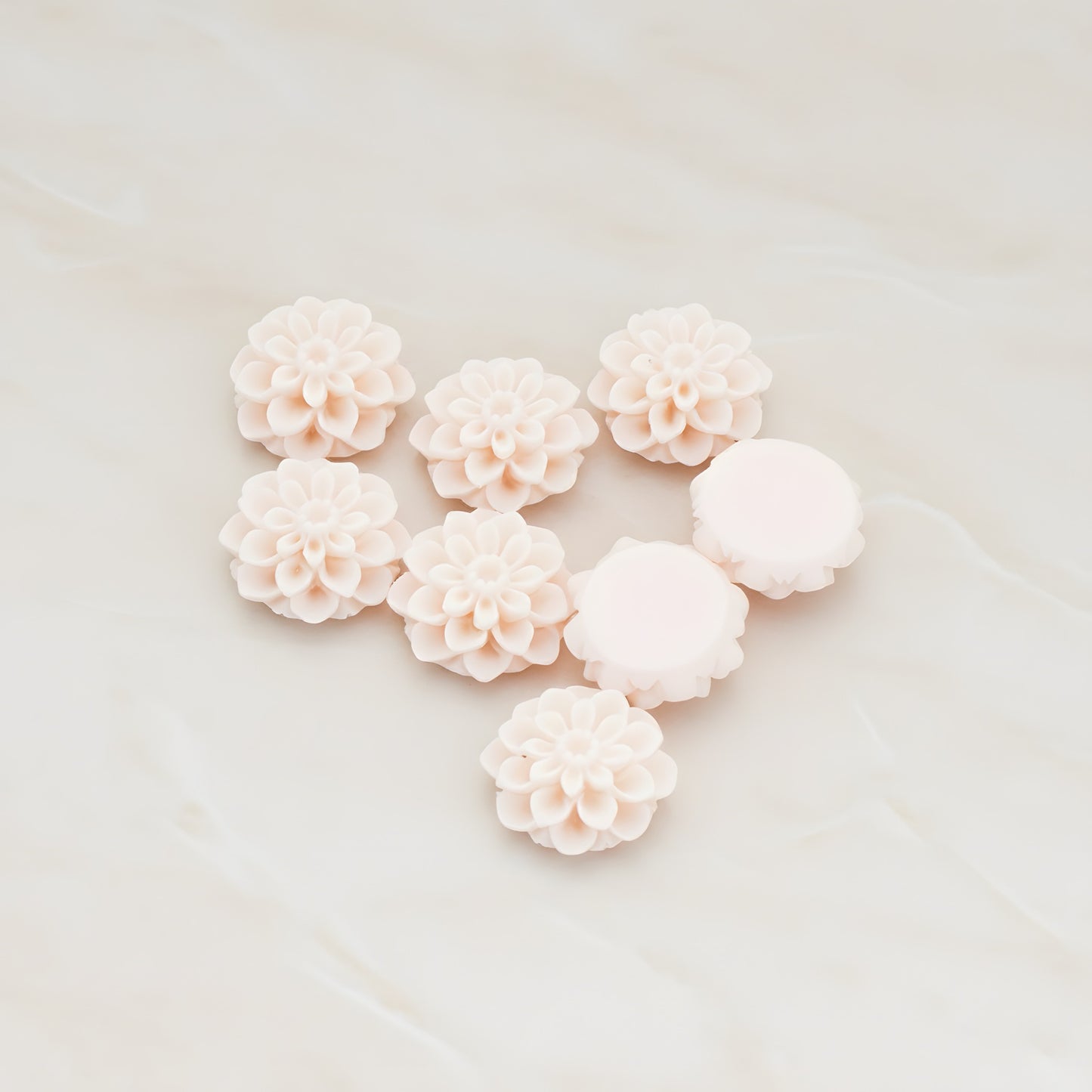 Small Mum Flower Flat Back Cabochon, 6 Pc (CB.177)
