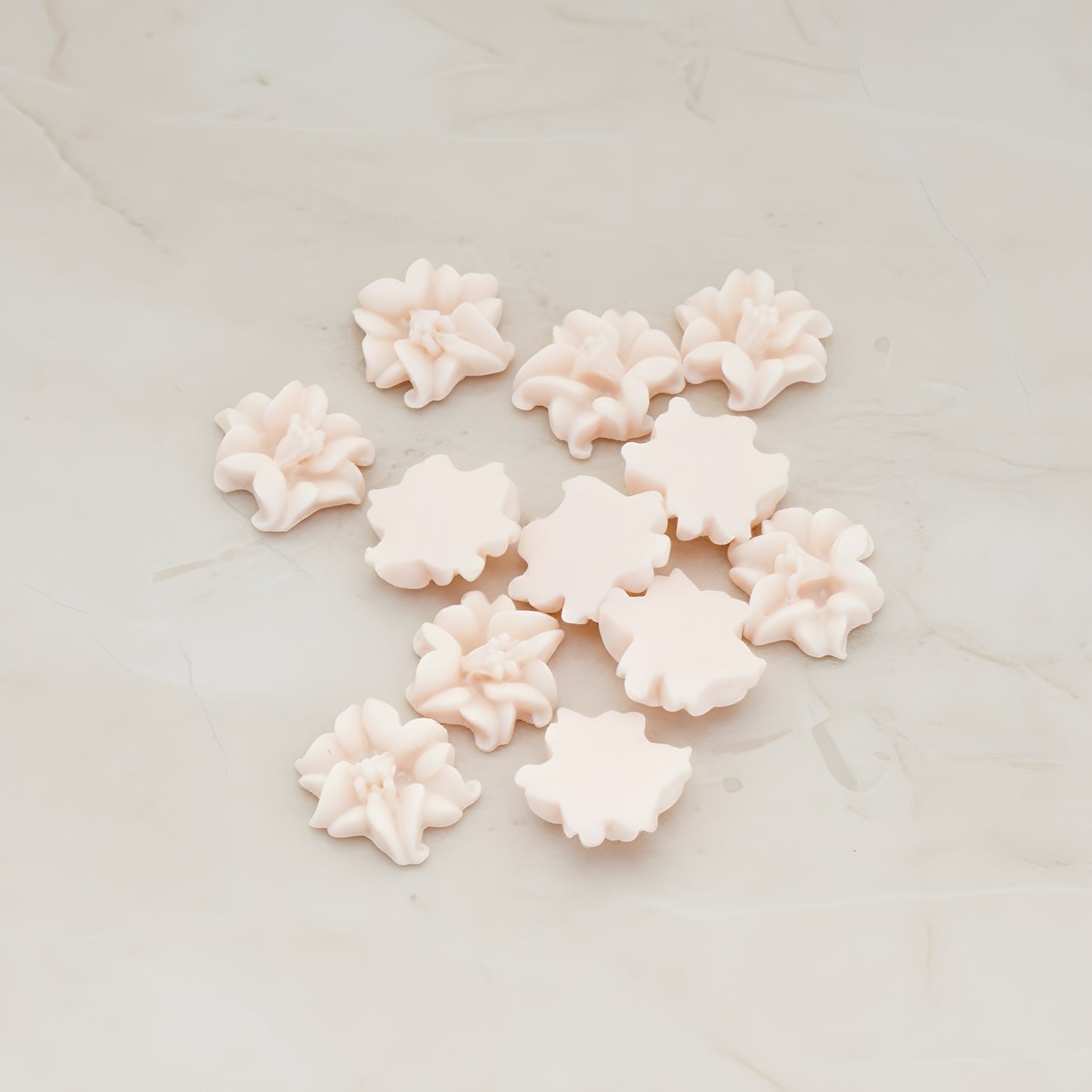 Lily Flower Flat Back Cabochon, 6 Pc (CB.185)