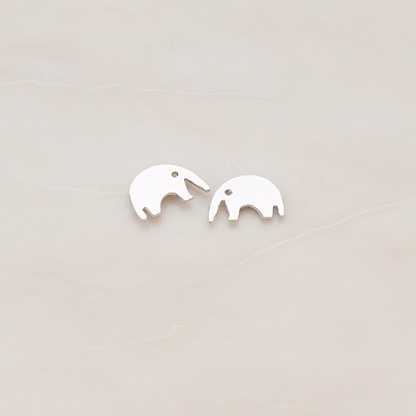 Tiny Elephant Ear Post, 2 Pc - Matte Original Rhodium (ER.004)