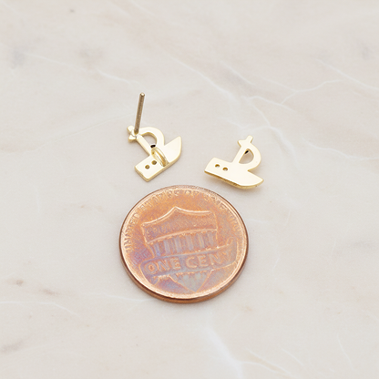 Mini Sailing Boat Ear Post, 2 Pc - detail view 1 (ER.027)