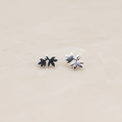 Brushed Palm Tree Leaf Ear Post, 2 Pc - Matte Original Rhodium (ER.031)