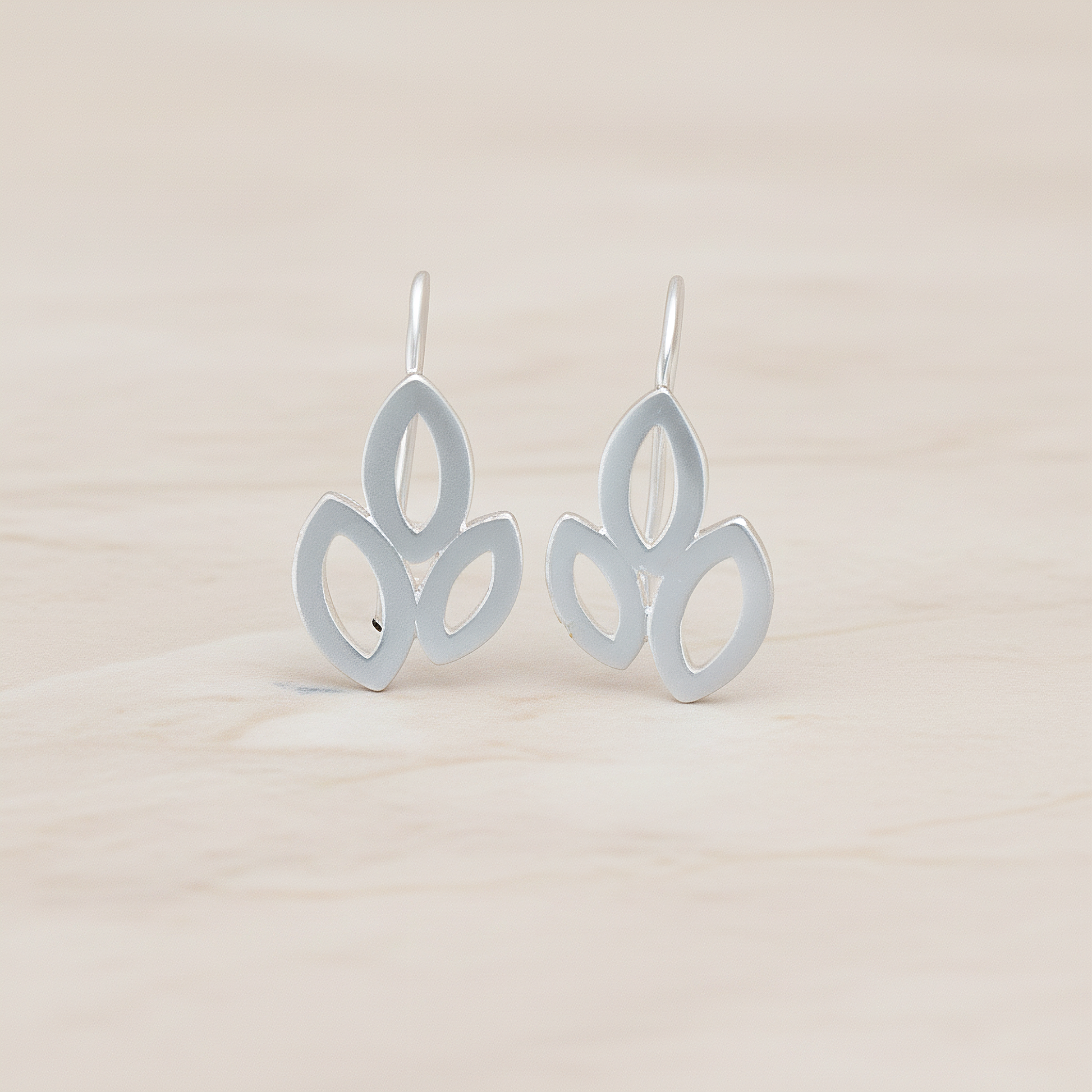 Triple Leaves Earwire, 2 Pc - Matte Original Rhodium (ER.091)