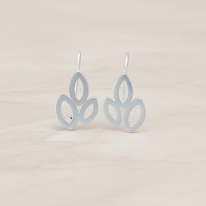 Triple Leaves Earwire, 2 Pc - Matte Original Rhodium (ER.091)