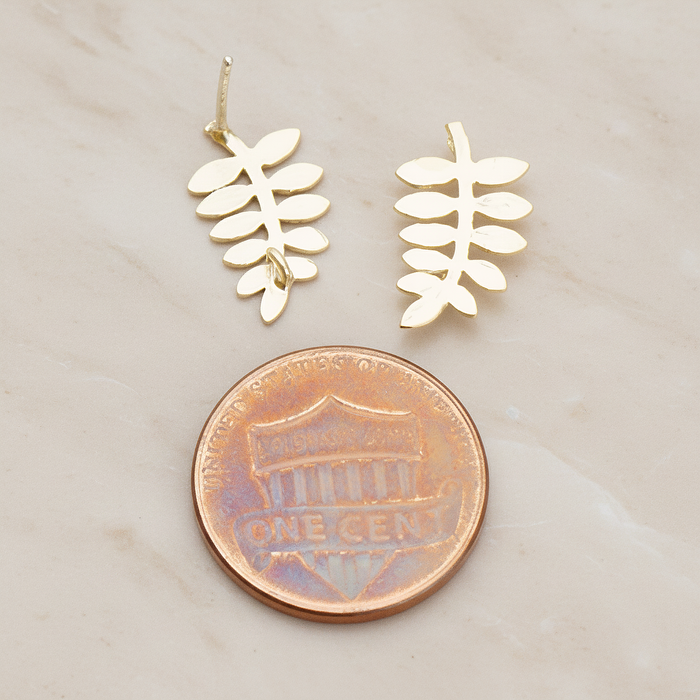 Pine Needles Leaf Ear Post, 2 Pc (ER.127)