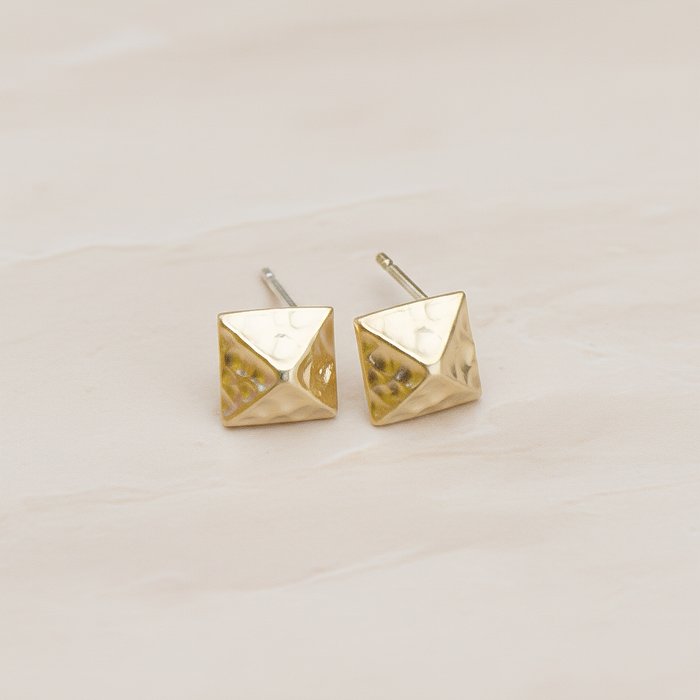 Pointed Pyramid Square Ear Post, 2 Pc (ER.153)