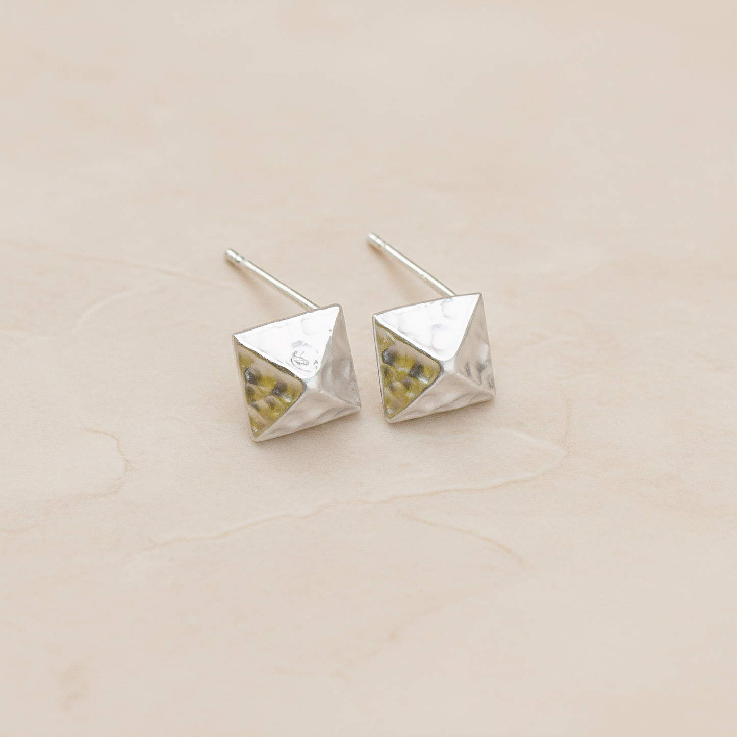 Pointed Pyramid Square Ear Post, 2 Pc (ER.153)