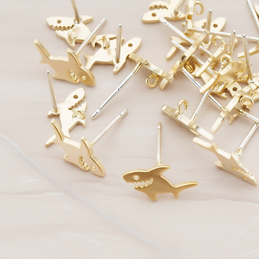 Shark Ear Post, 2 Pc (ER.266)