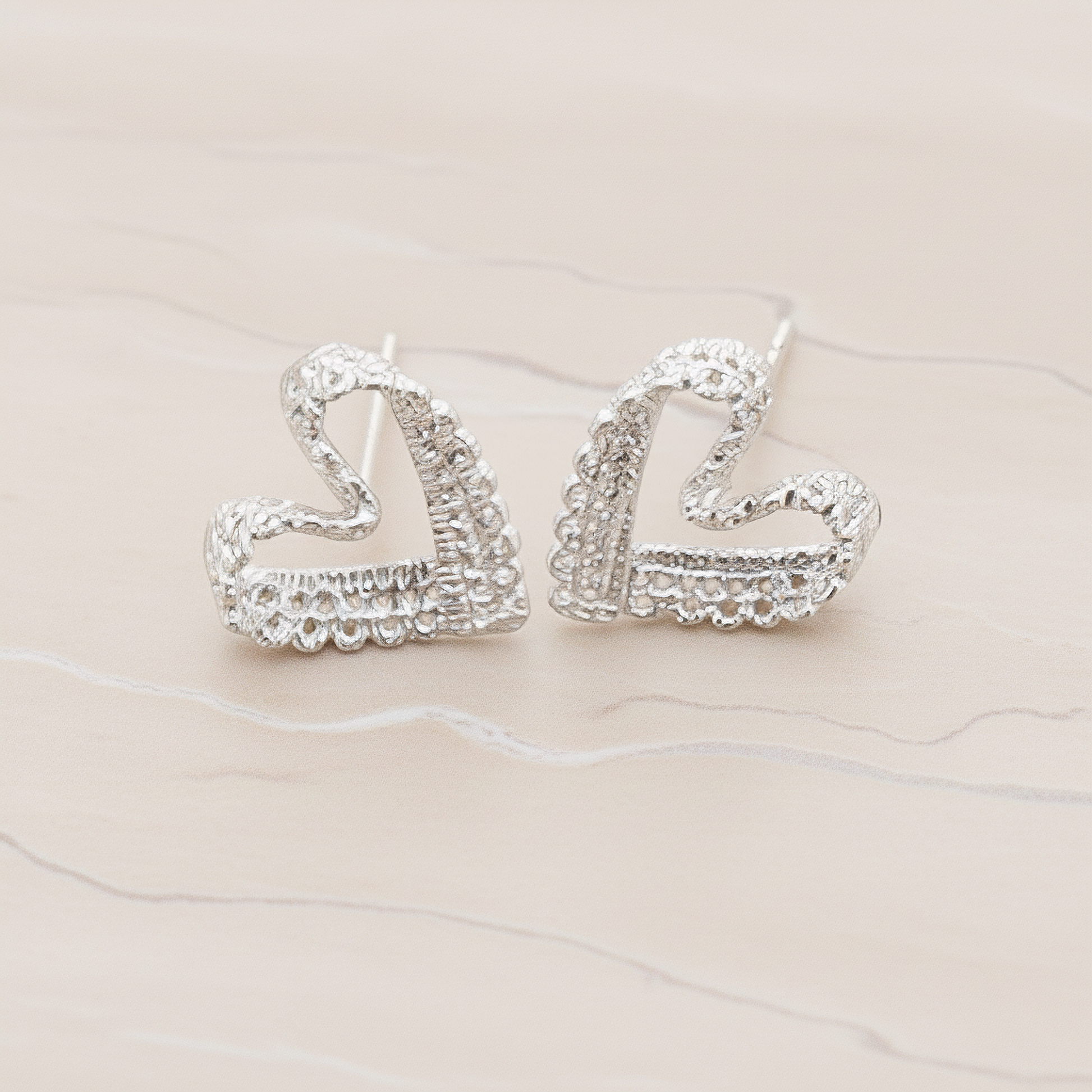 Lace Heart Ear Post, 2 Pc - Matte Original Rhodium (ER.284)