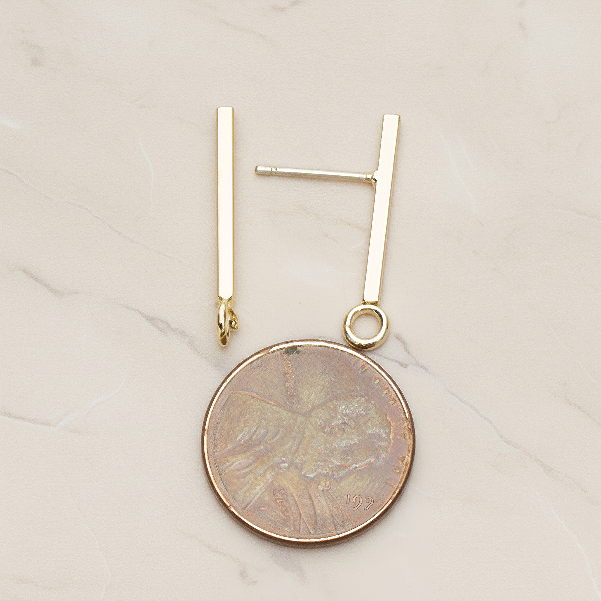 20 mm Length Cube Bar Ear Post, 2 Pc - detail view 1 (ER.367)