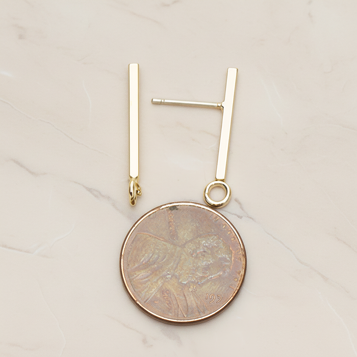 20 mm Length Cube Bar Ear Post, 2 Pc - detail view 1 (ER.367)